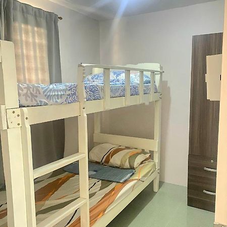 2 Bedroom Townhouse In Bacolod City Екстер'єр фото