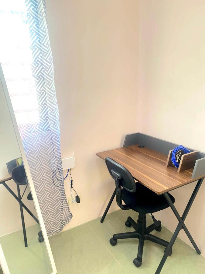 2 Bedroom Townhouse In Bacolod City Екстер'єр фото